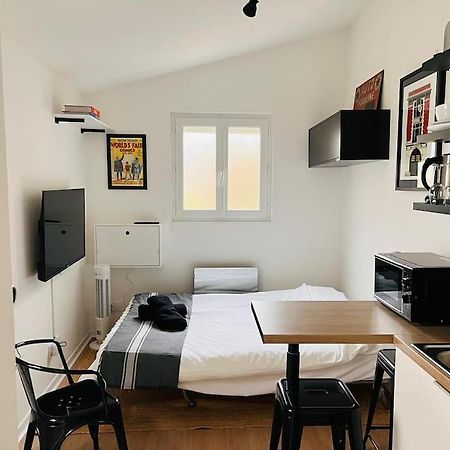 Ferienwohnung La Petite Grange - 5 Mn Gare Sncf - Wifi & Netflix Niort Exterior foto